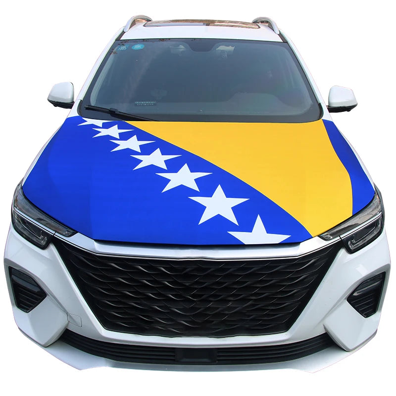 Nationale vlaggen voor auto-motorkapafdekking: België, Bosnië en Herzegovina, Polen, Duitsland, Rusland, Frankrijk (vlaggen voor decoratie).