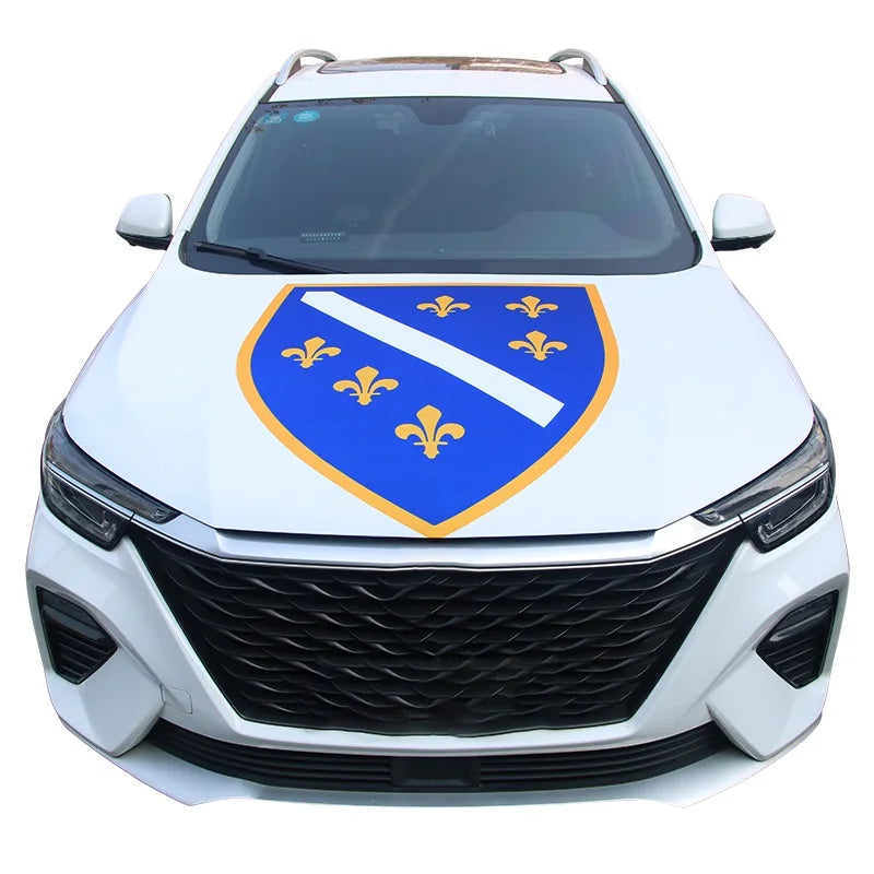 Nationale vlaggen voor auto-motorkapafdekking: België, Bosnië en Herzegovina, Polen, Duitsland, Rusland, Frankrijk (vlaggen voor decoratie).